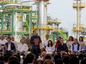 peña_refineria_P