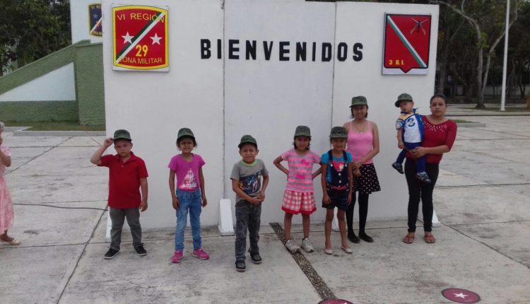 NIÑOS CON CANCER RECORREN LA ZONA MILITAR (6)